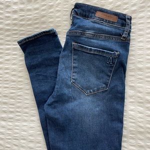 ARTICLE OF SOCIETY SKINNY JEANS - SIZE 24
